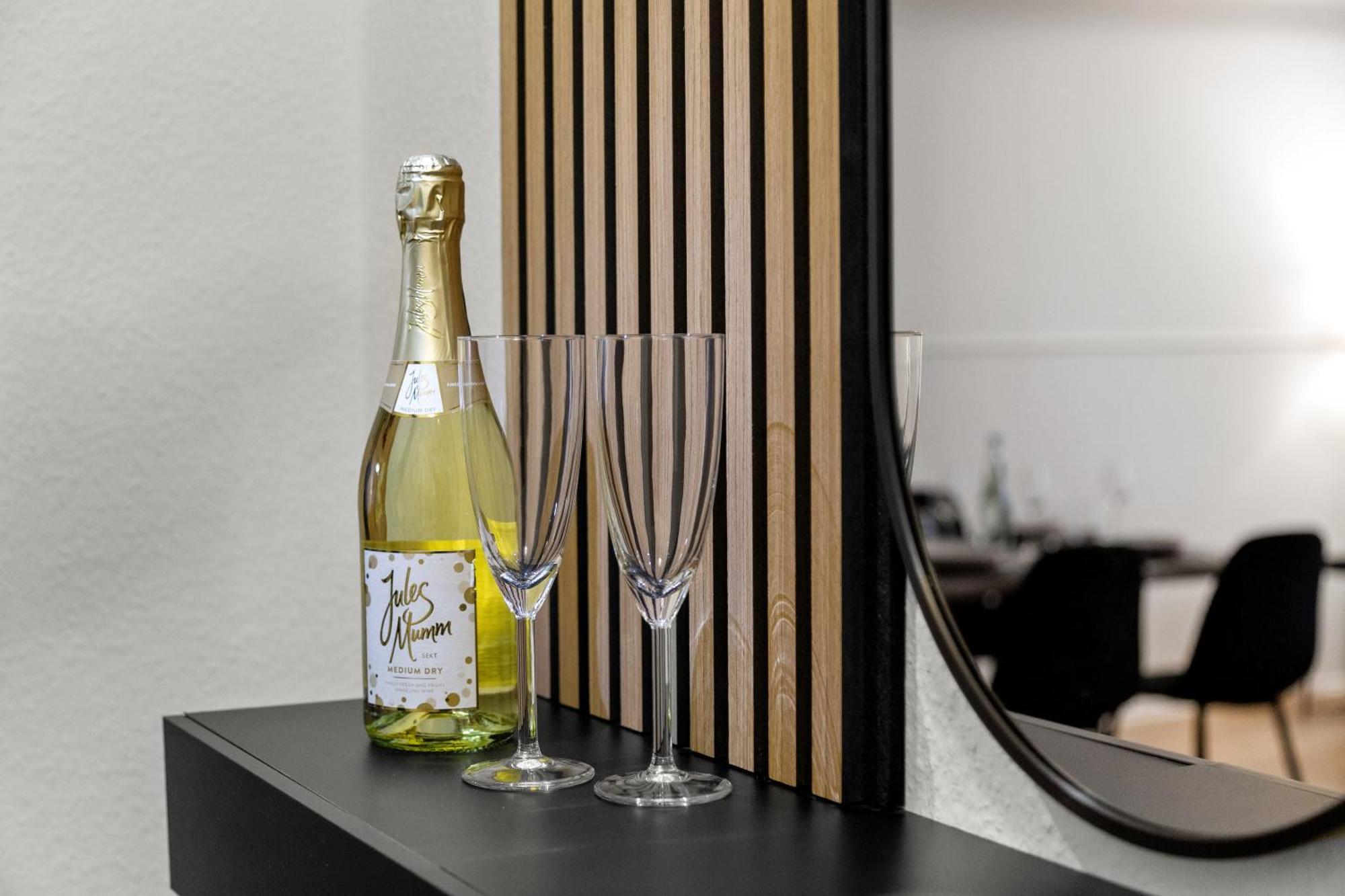 Vinful: Premium-Apartment Mit Balkon Und Parkplatz Мильгейм-на-Руре Экстерьер фото