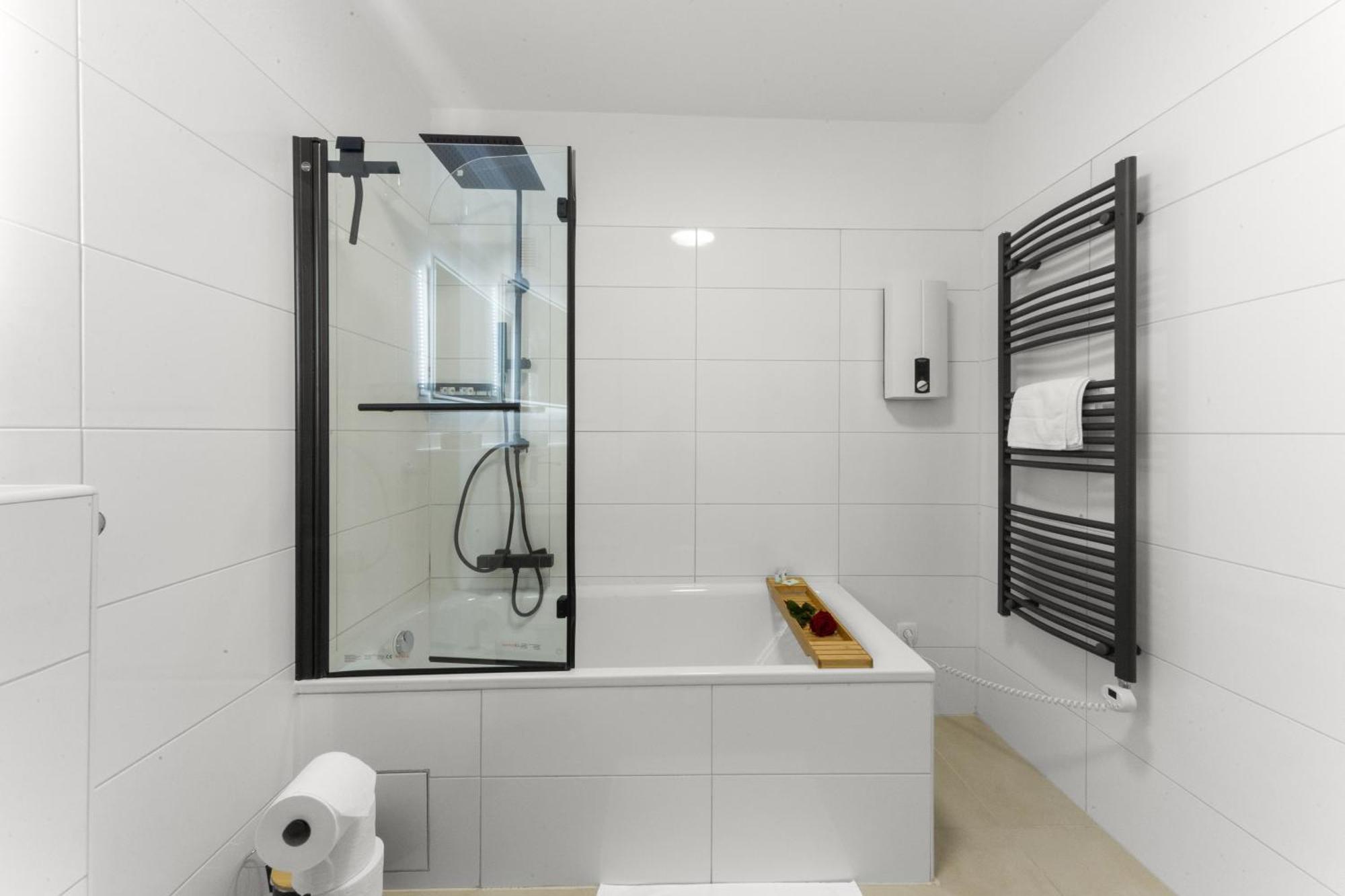 Vinful: Premium-Apartment Mit Balkon Und Parkplatz Мильгейм-на-Руре Экстерьер фото